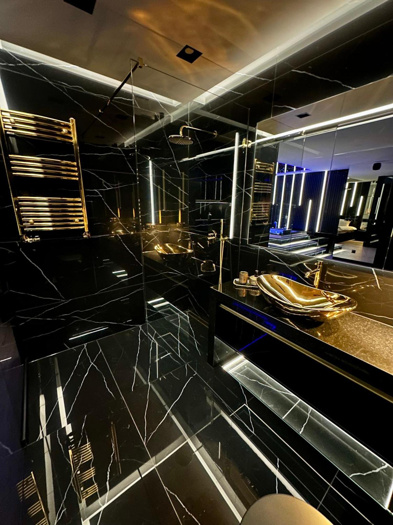 Masarska 6 Vip Apartamenty Jacuzzi 크라쿠프 외부 사진