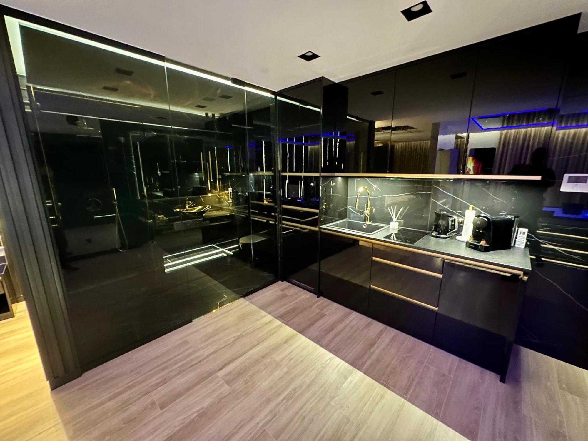 Masarska 6 Vip Apartamenty Jacuzzi 크라쿠프 외부 사진