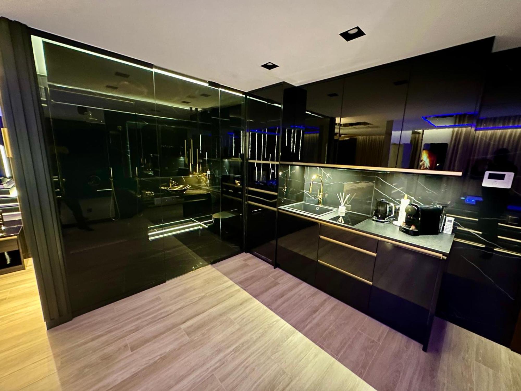 Masarska 6 Vip Apartamenty Jacuzzi 크라쿠프 외부 사진